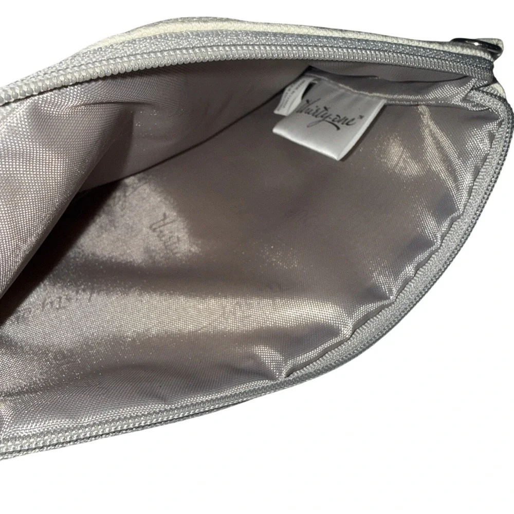 Thirty-one Canvas Pouch  Makeup Bag‎ Snail 